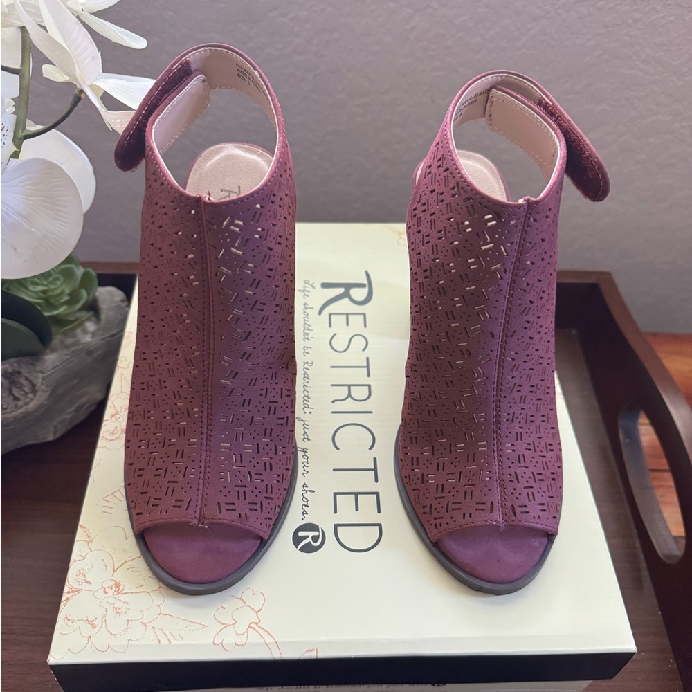 Restricted Wine/Burgundy Suede Heels with Open-Toe Design